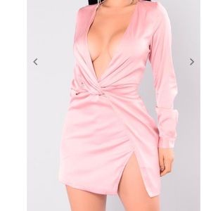 FashionNova: Silky Suger Free Dress